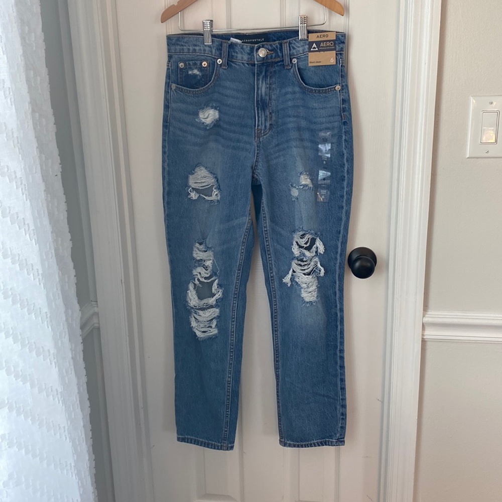 Women’s mom jeans, size 6, Aeropostale